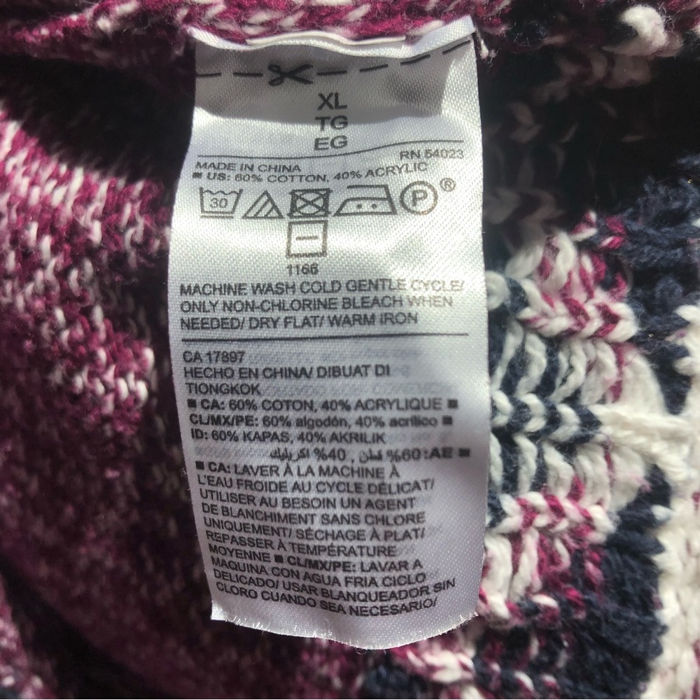 Old Navy Colorful Purple and White Sweater - Picture 5 of 5